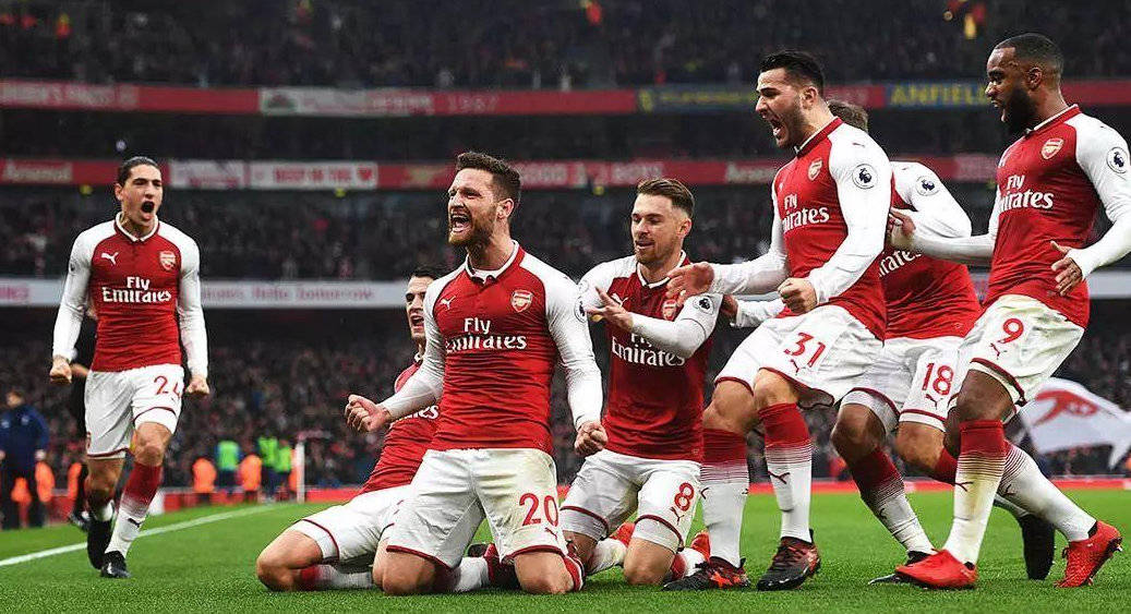 手感不错！东契奇首节6中4轻取10分（状态在线！东契奇首节6投4中斩获10分）