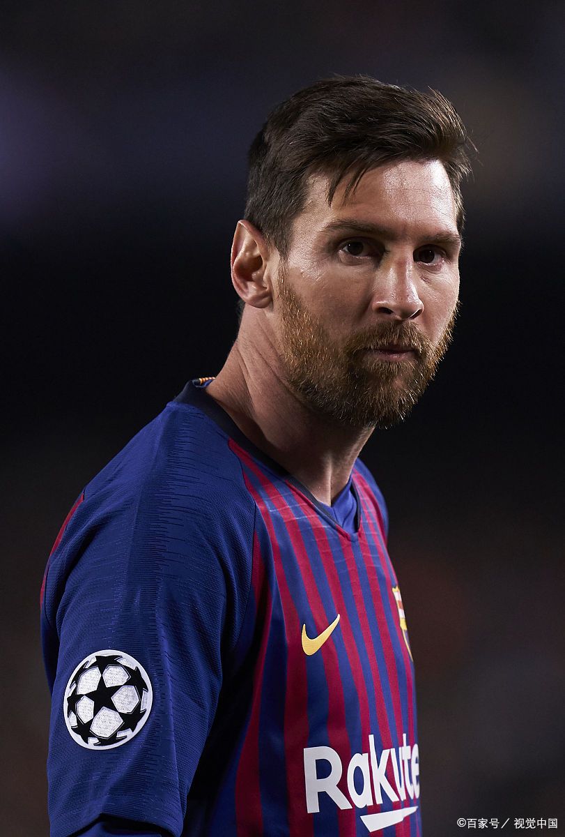 布斯克茨退役，10年世界杯冠军西班牙仅剩5人仍在踢球（布斯克茨挂靴，2010西班牙冠军队仅剩5名现役球员）