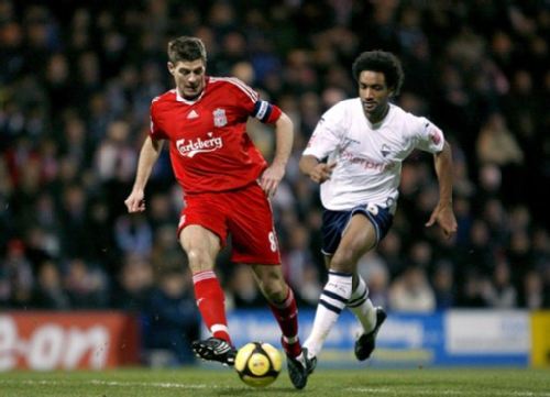 欧冠夺冠赔率：利物浦巴萨领跑 阿森纳第4皇马第5（欧冠冠军赔率榜：利物浦与巴萨领衔，阿森纳第4、皇马第5）