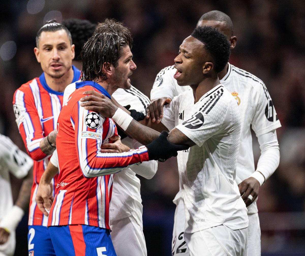 热议中超保级：赛程为人情世故提供便利；亚泰想搞肯定冲回来（中超保级引热议：赛程疑为人情铺路，亚泰若想一定能冲回）